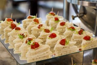 Dellaria Catering Alimentos - Sandu�ches